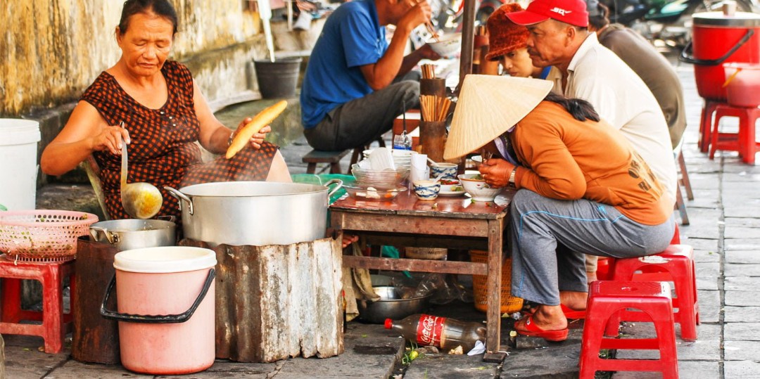 Các món ăn đường phố thơm nức mũi ở đường phố Vĩnh Long mà có thể bạn chưa biết