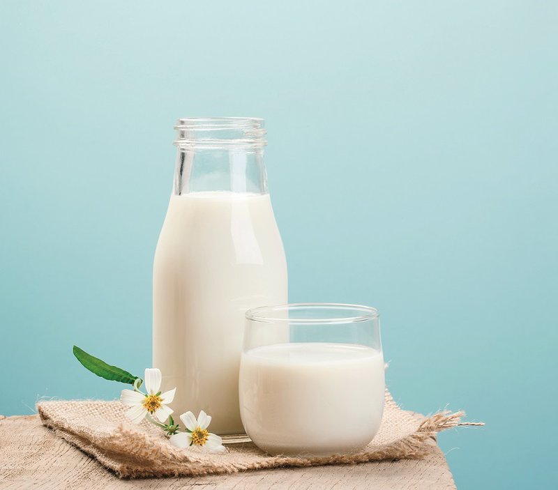 Giảm bớt lượng chất béo bằng việc thay thế các loại sữa 